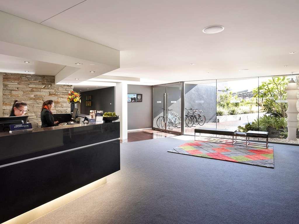 East Perth Suites Hotel Экстерьер фото
