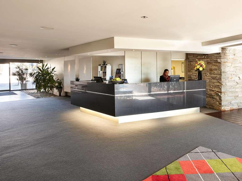 East Perth Suites Hotel Экстерьер фото