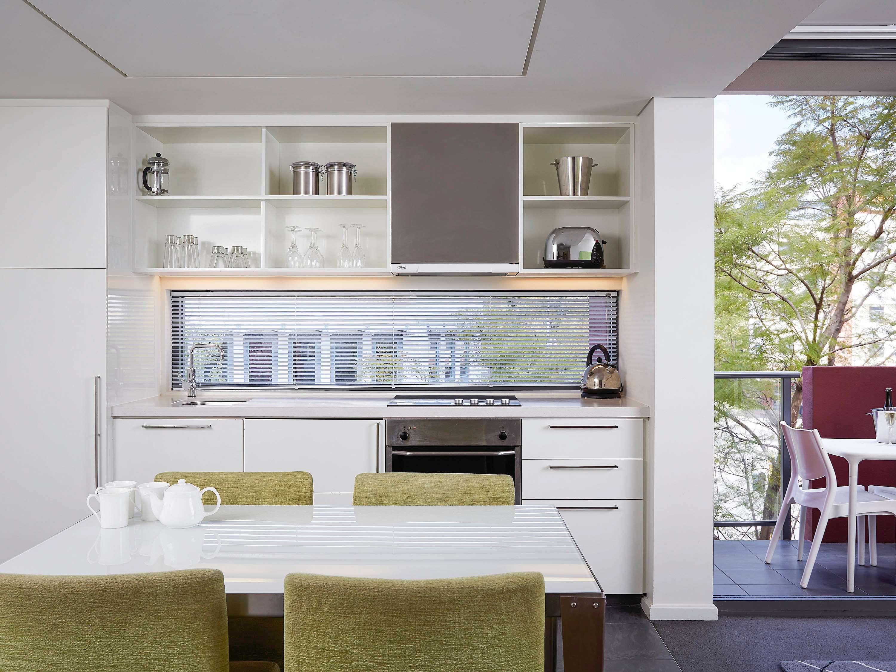 East Perth Suites Hotel Экстерьер фото