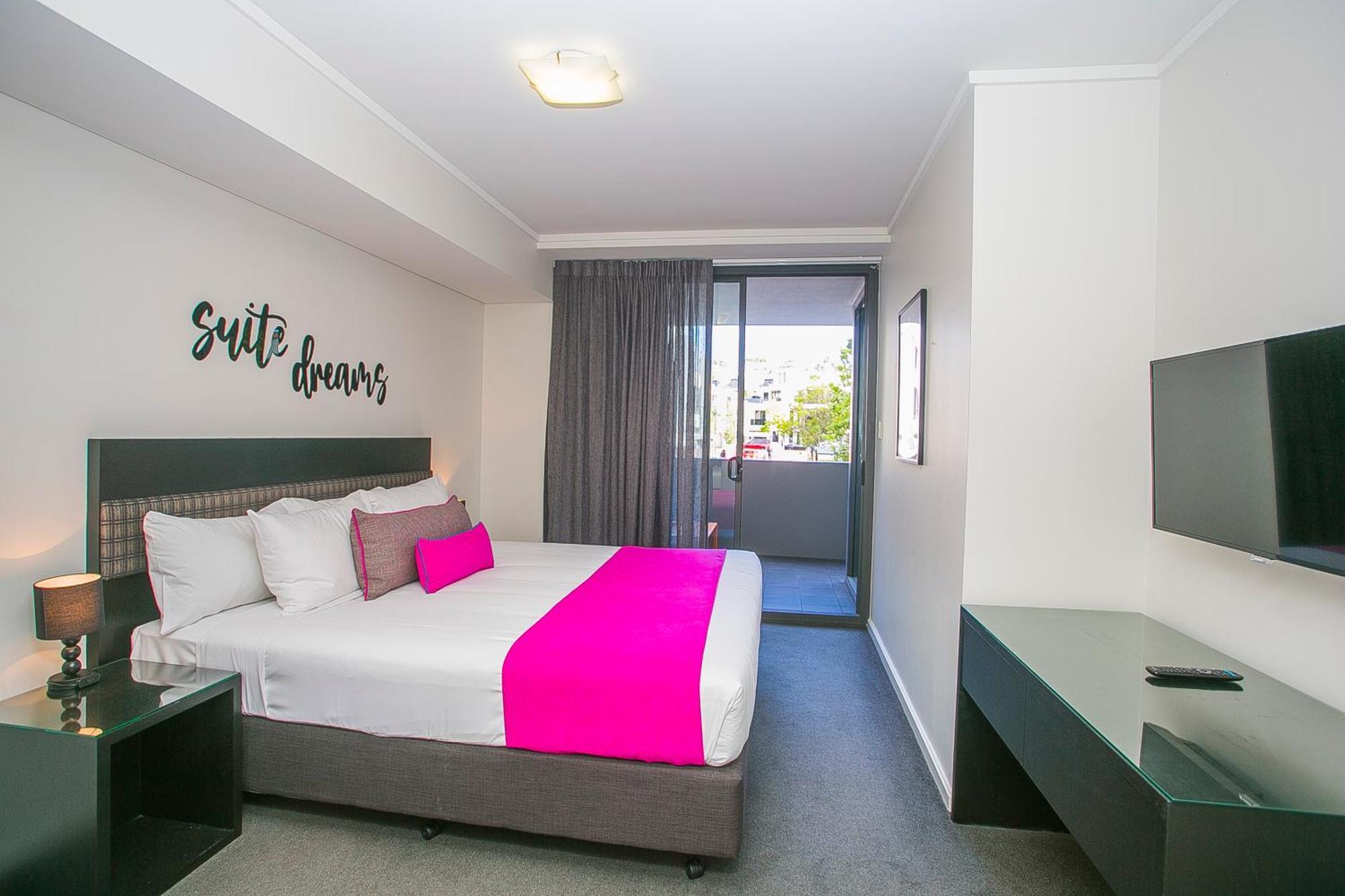 East Perth Suites Hotel Экстерьер фото